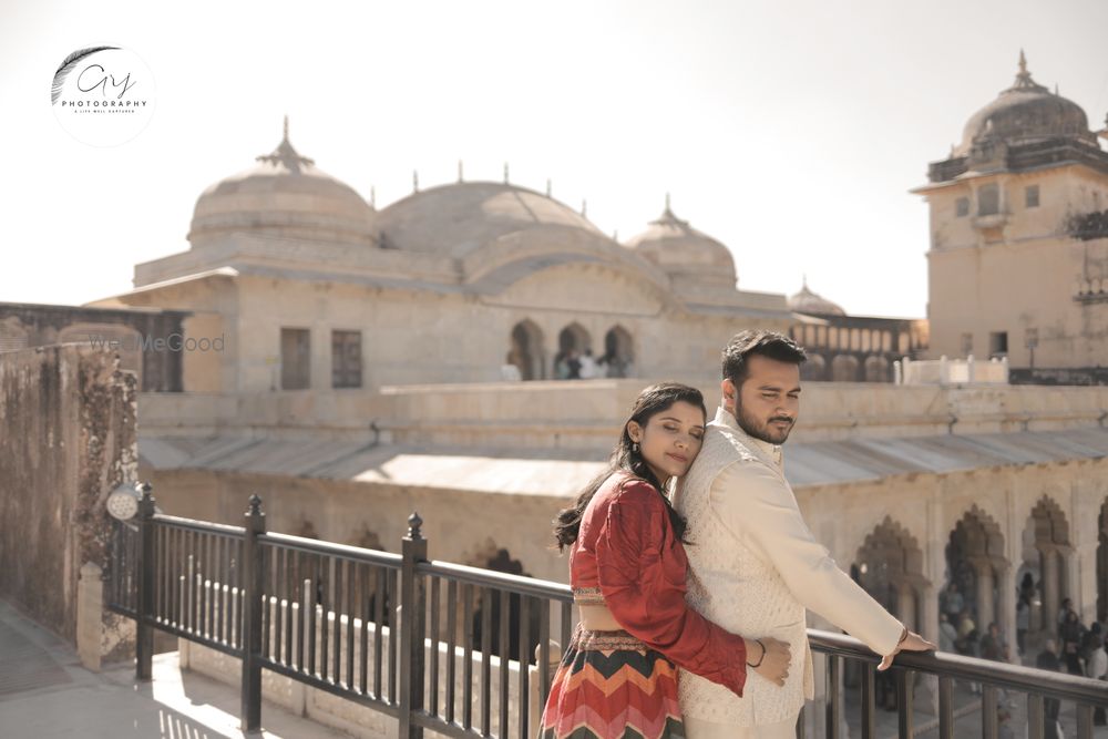 Photo By Arj Photography - Pre Wedding Photographers