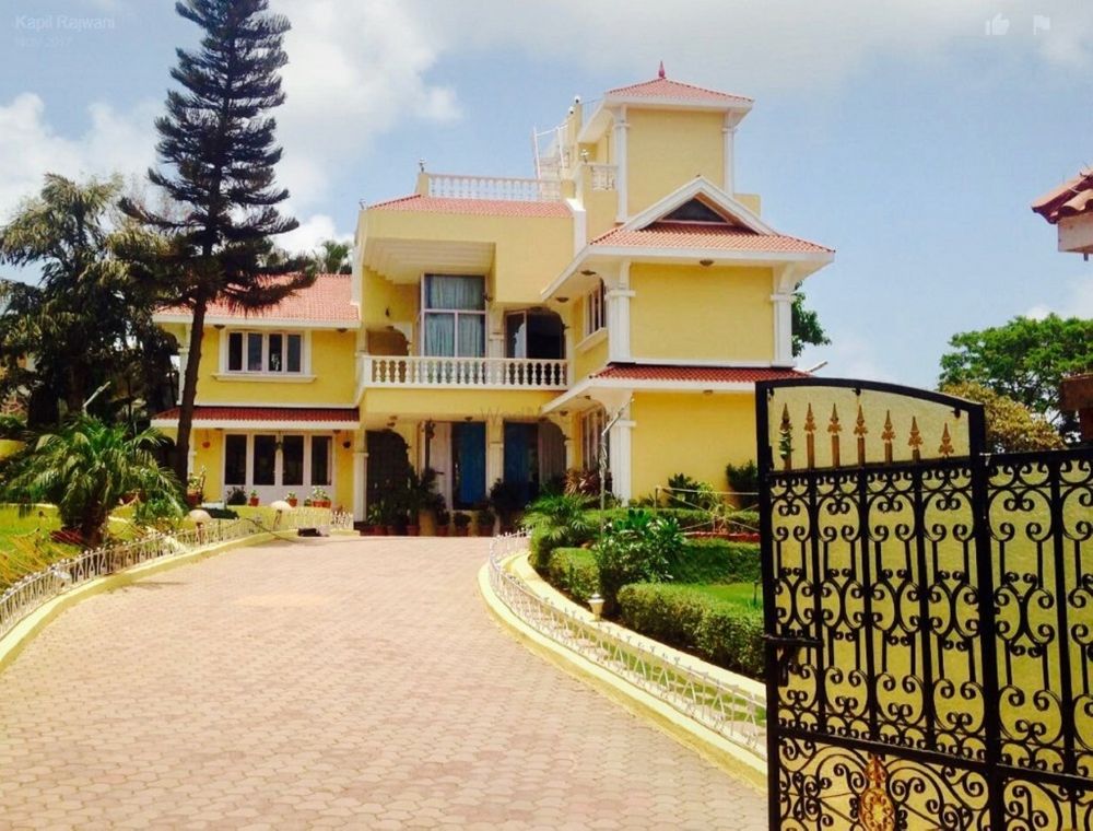 The Yellow House Madh