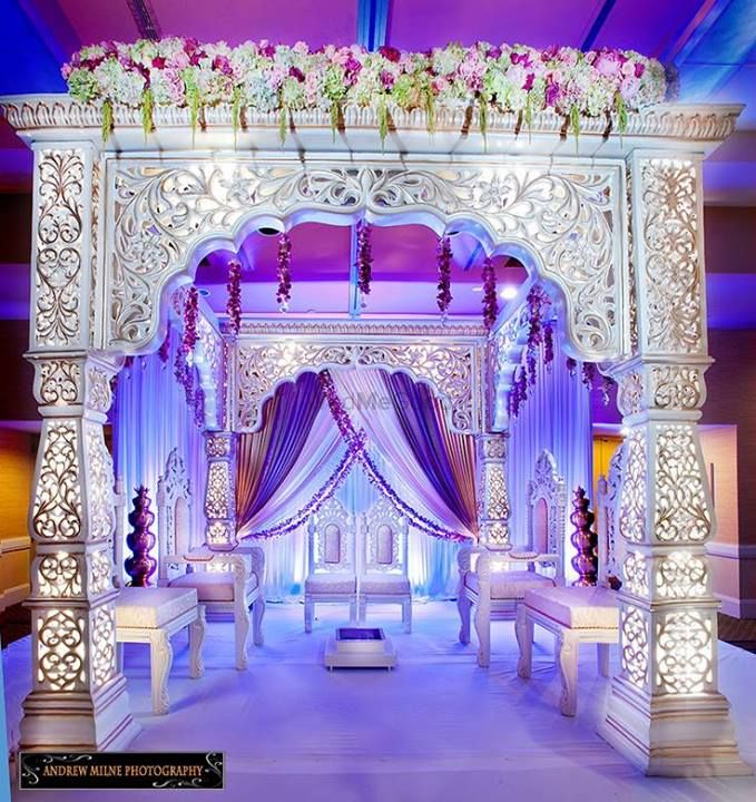 Photo of Traditional royal mandap in silver