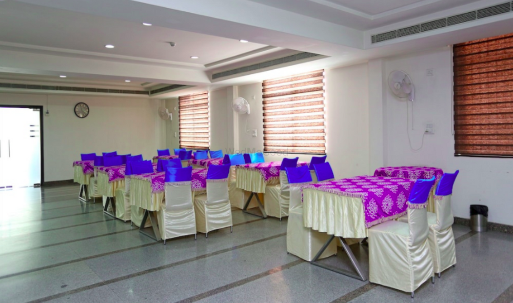 Photo By Hotel Azad Square - Venues