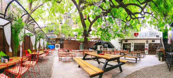 Photo By Unplugged Courtyard - Venues