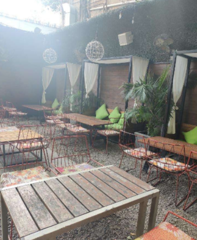 Photo By Unplugged Courtyard - Venues