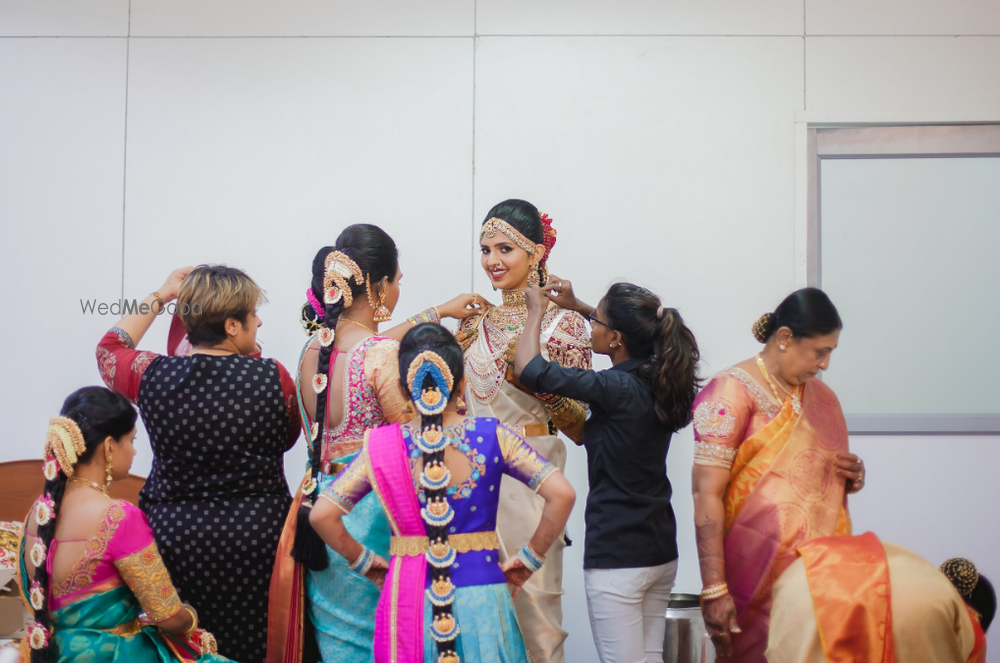 Photo By Parthavi Yadav Studios - Photographers