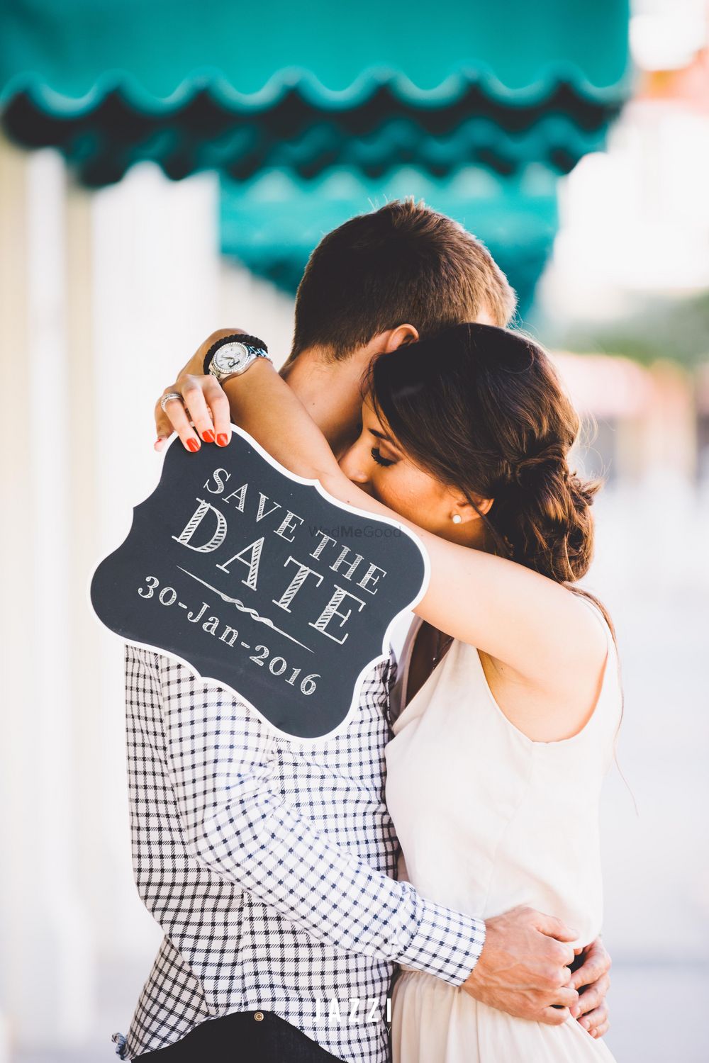 Photo of Save the date idea with couple portrait