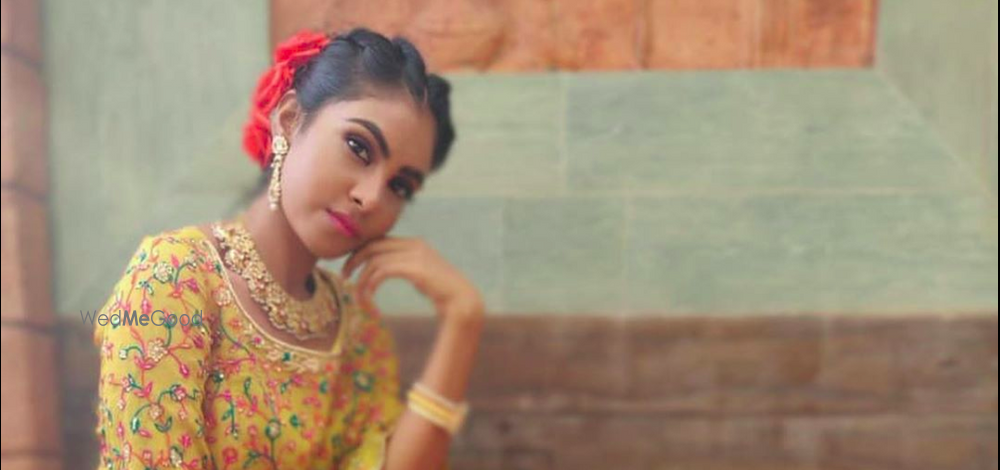 Aanchal Tayal Makeup