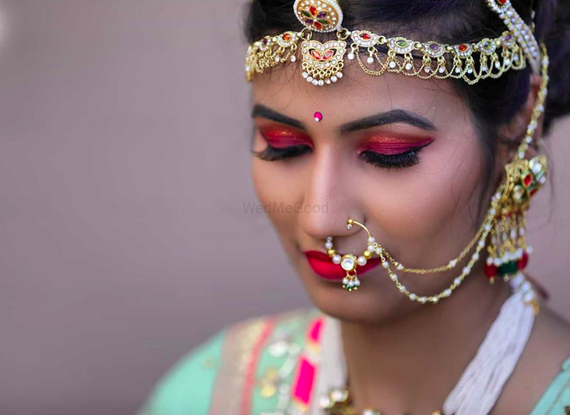 Makeovers by Roshni Toshniwal