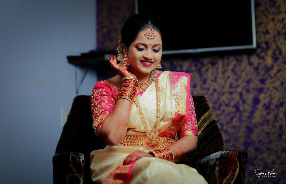 Photo By Makeover Lounge - Bridal Makeup