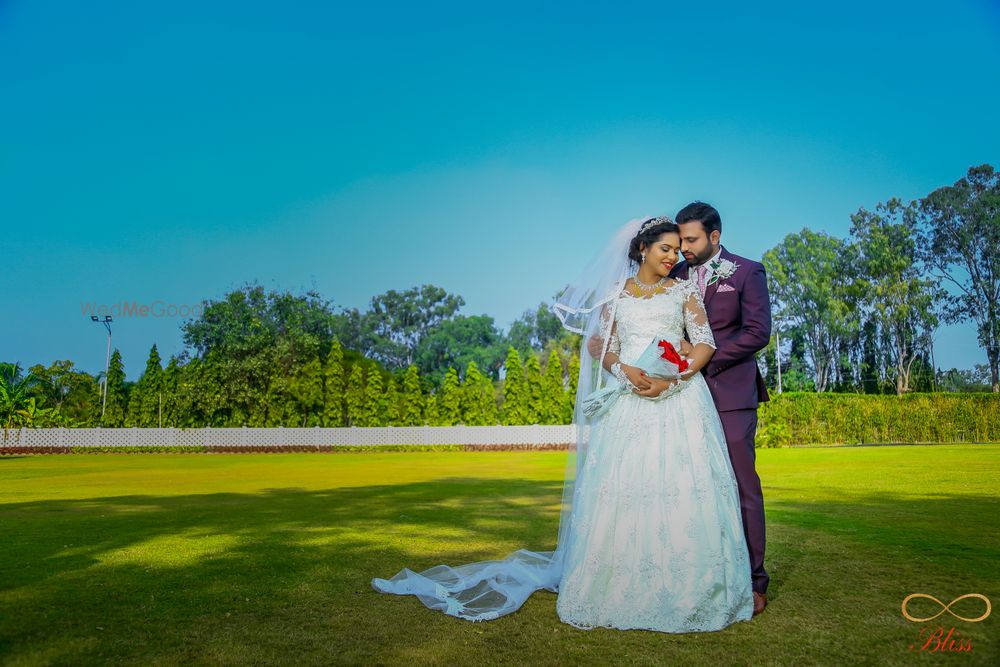 Photo By Bliss Photography - Photographers