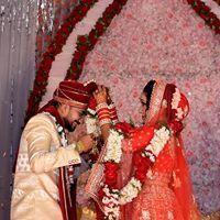 Photo By Wedding Tales by Seizil Ahmad - Photographers