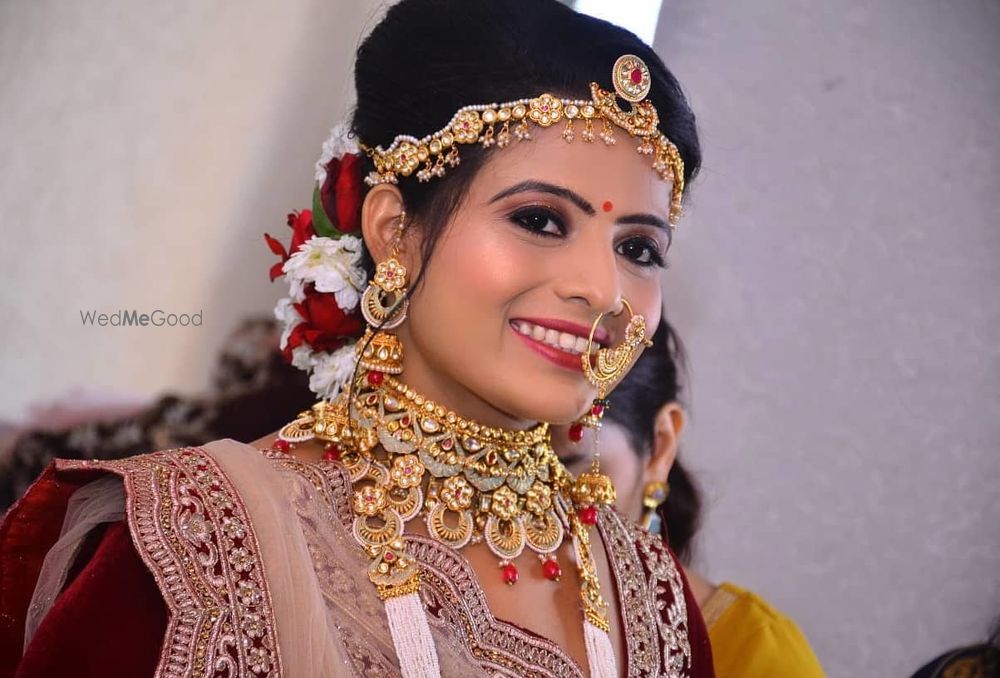 Photo By Hetal Arora Makeovers - Bridal Makeup