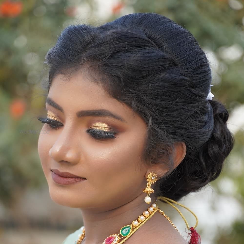 Photo By Kholan Studio - Bridal Makeup
