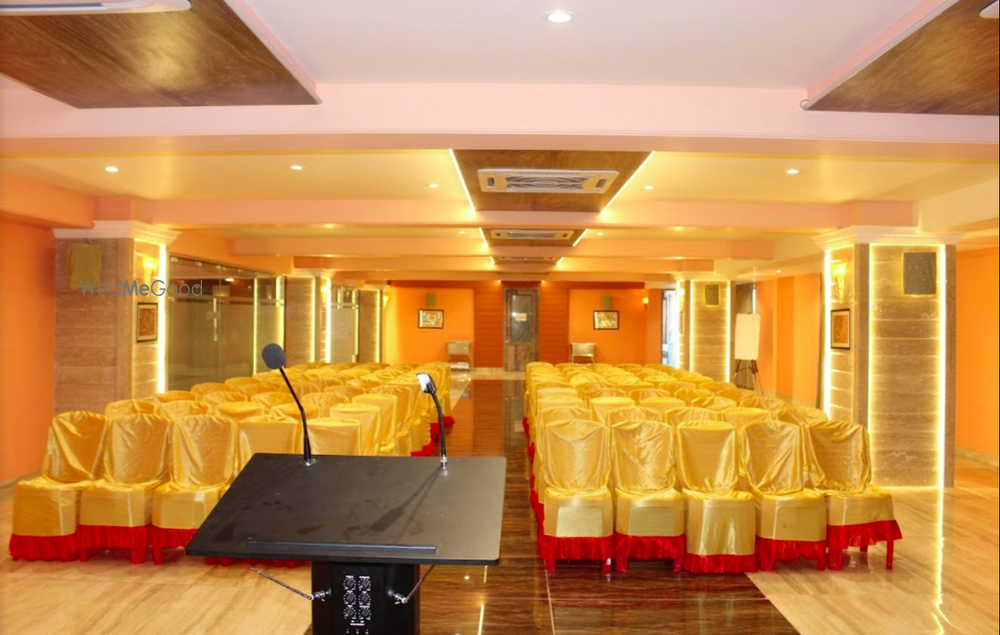 Photo By Hotel Lal Baag Inn - Venues