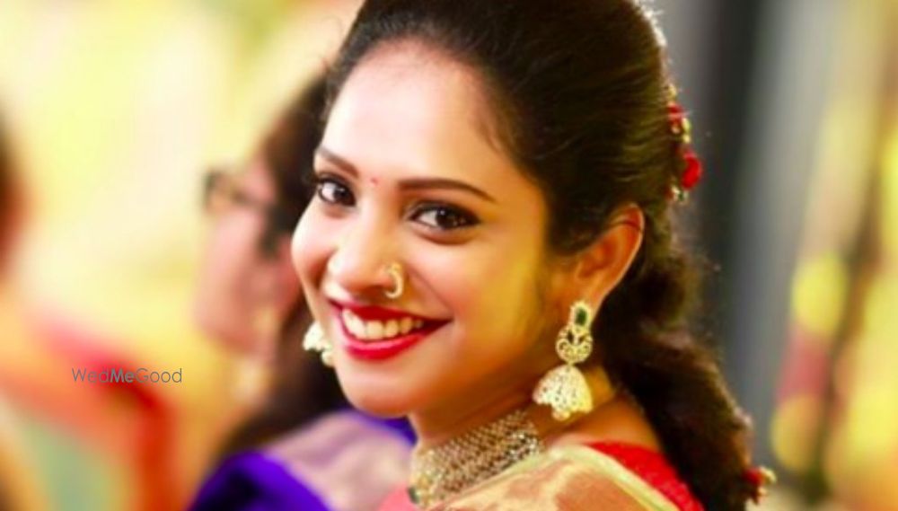 Dollys Beauty Parlour Price & Reviews Visakhapatnam (Vizag) Makeup