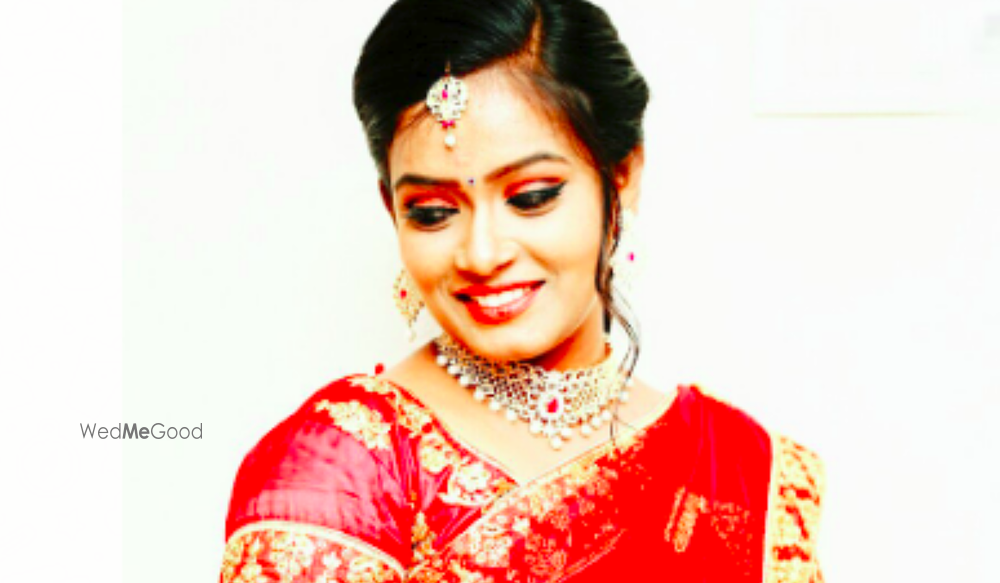 Girija's Unique Makeup Artist