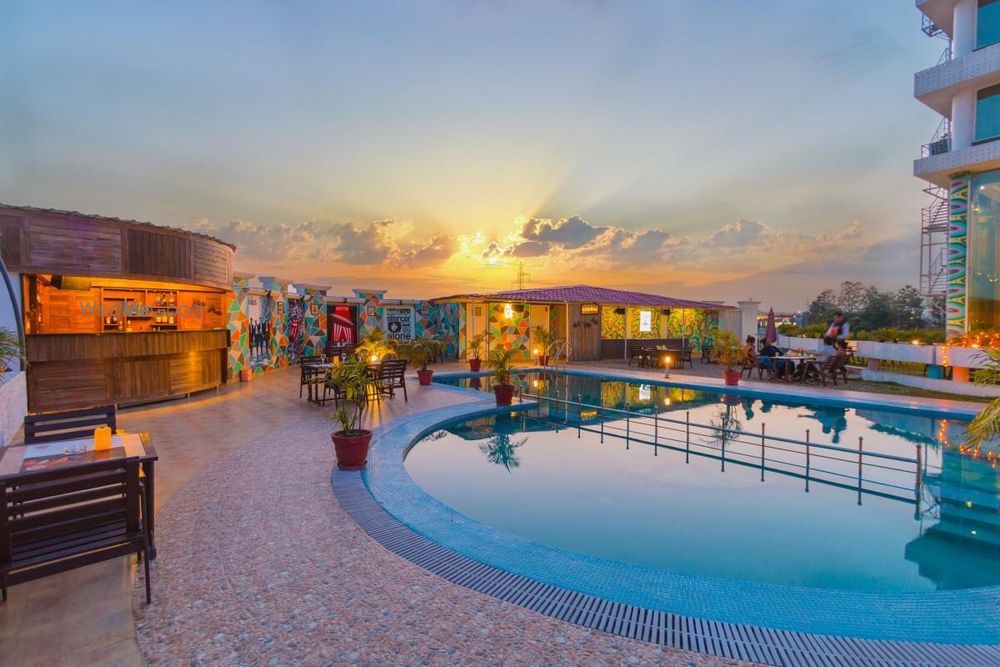 Photo By The Solitaire - Venues