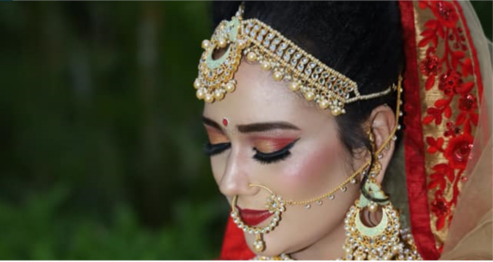 Dhiran Professional Makeup Artist and Hairstylist