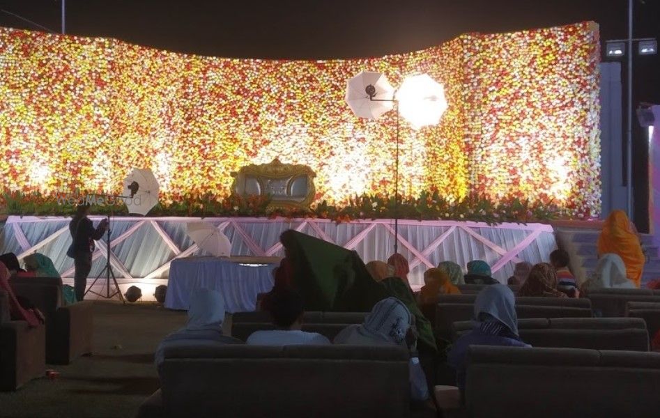 Photo By Modern Garden - Venues