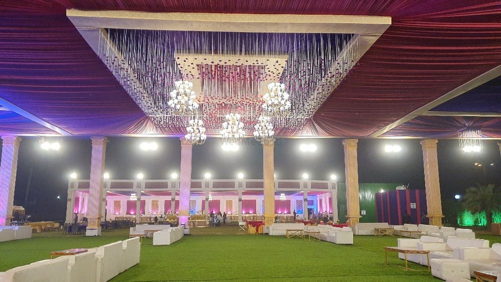 Photo By Sumitra Farms - Venues