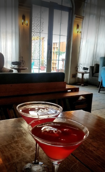 Photo By 52 Janpath Cafe Bar & Courtyard - Venues