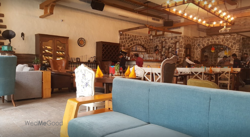 Photo By 52 Janpath Cafe Bar & Courtyard - Venues