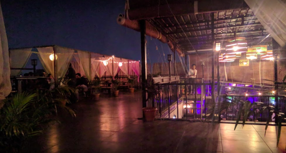 Photo By LIT -The Rooftop Bar - Venues