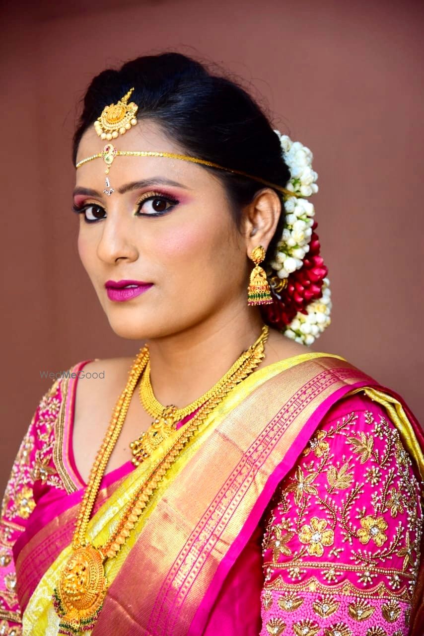 Photo By Roja Nannikere Makeover - Bridal Makeup