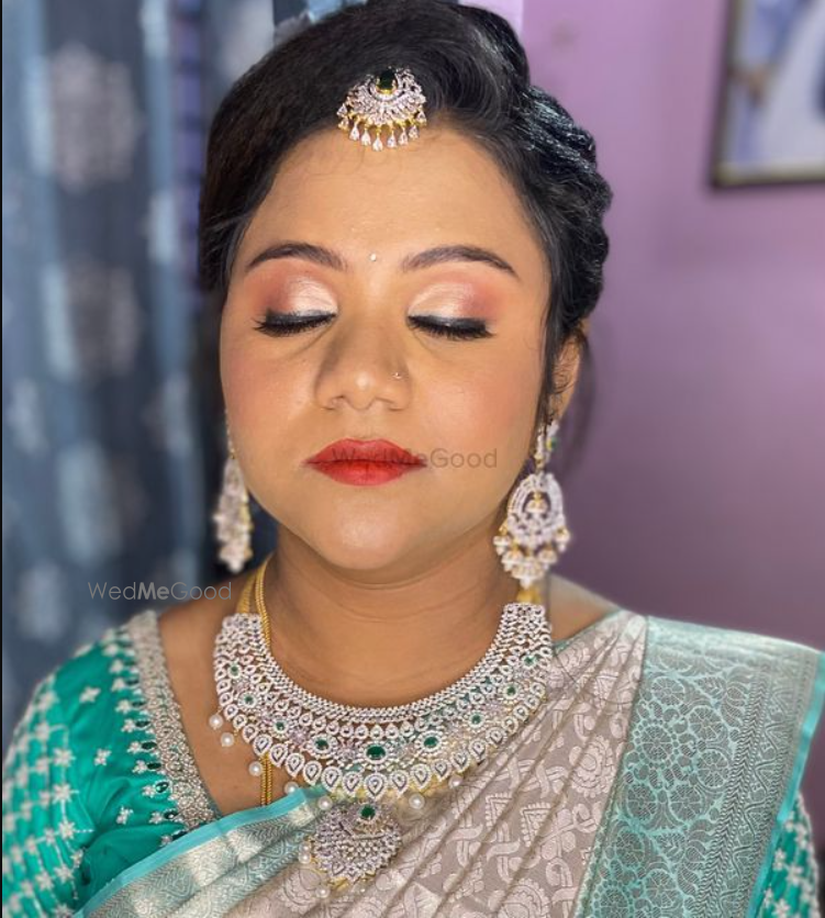 Photo By Roja Nannikere Makeover - Bridal Makeup