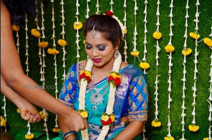 Photo By Roja Nannikere Makeover - Bridal Makeup