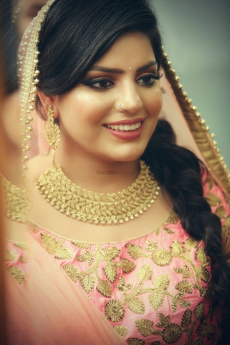 Photo By Sapna Thakur - Makeup Artist - Bridal Makeup