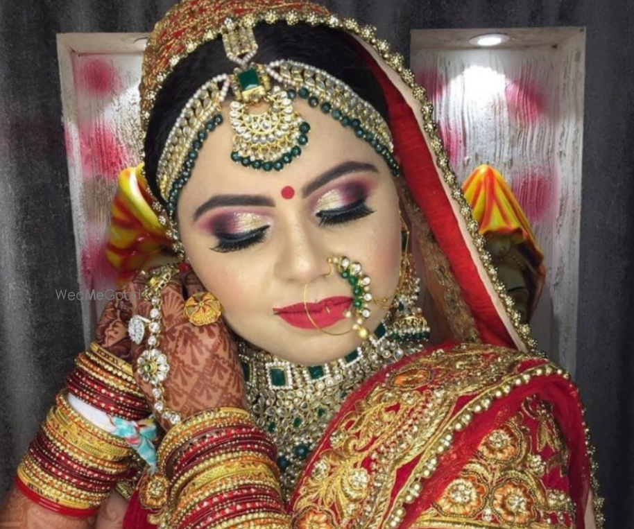 Photo By Sparkle Up By Sheeza - Bridal Makeup