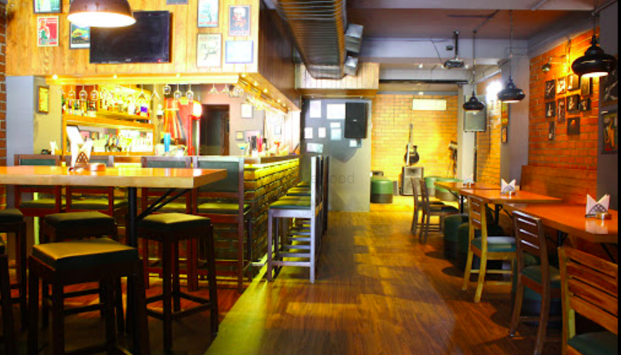 Firehouse Pub & Lounge