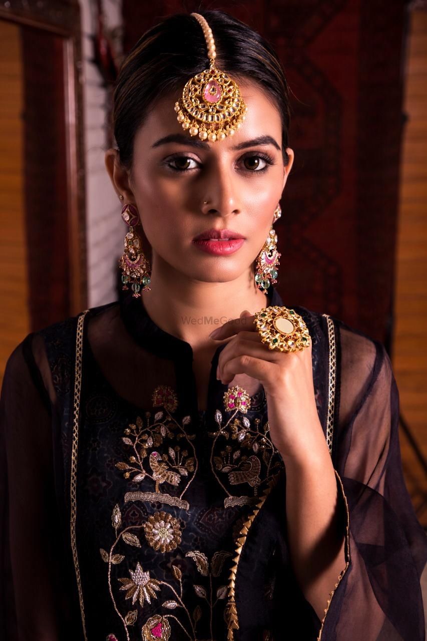 Photo By Hashveen Kohli - Bridal Makeup
