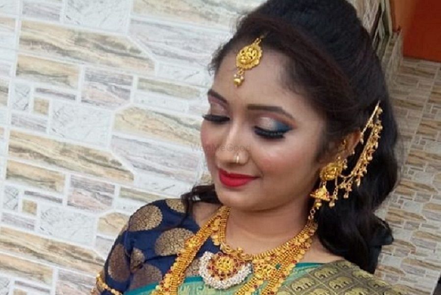 Makeup by Reshma