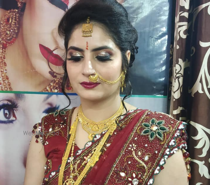 Kavita Puri Mua