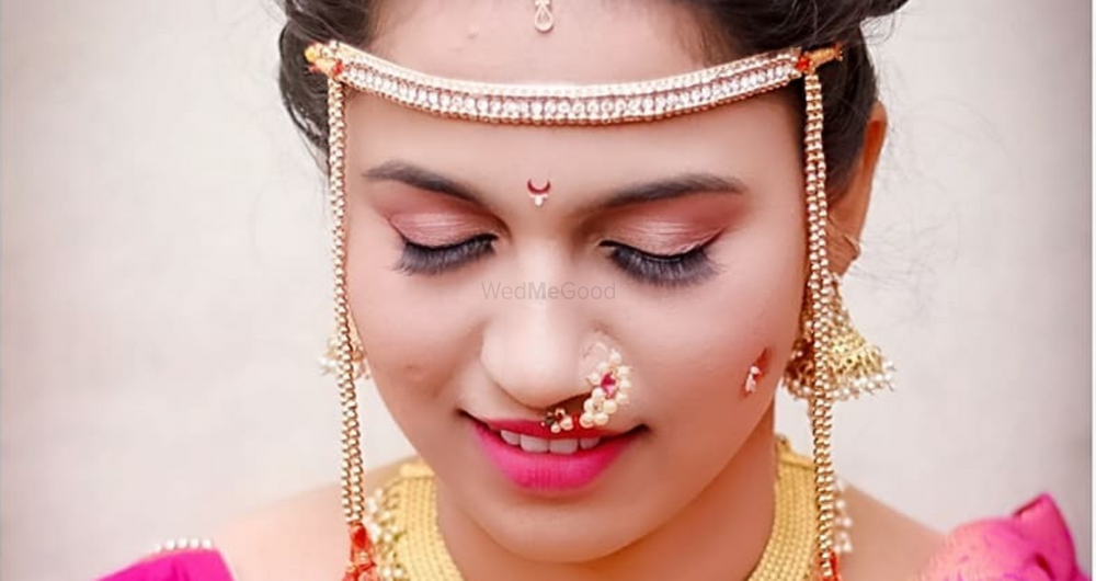 Namrata Gulekar Makeup Artist