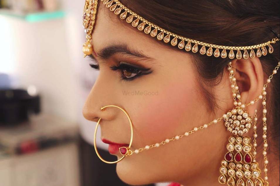 Aashiya Bhatnagar Makeup