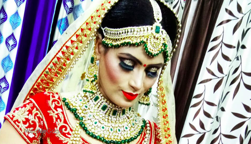 Nisha Yadav- Makeup Artist