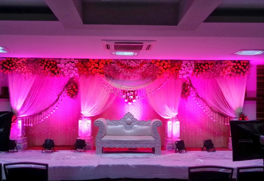 Photo By Vijay Banquet & Farm House - Venues