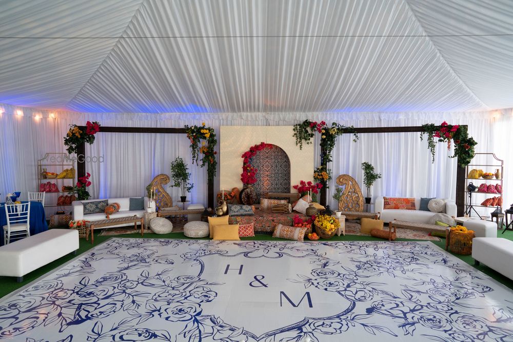 Photo By R&R Event Rentals - Decorators