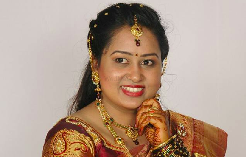 Nisha Beauty Parlour