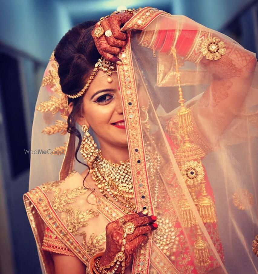 Photo By Dimple's Makeup Hair and Nail Art - Bridal Makeup