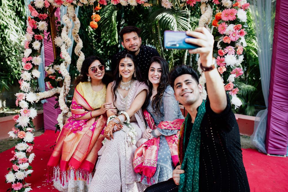 Photo By Wedding Vault - Photographers