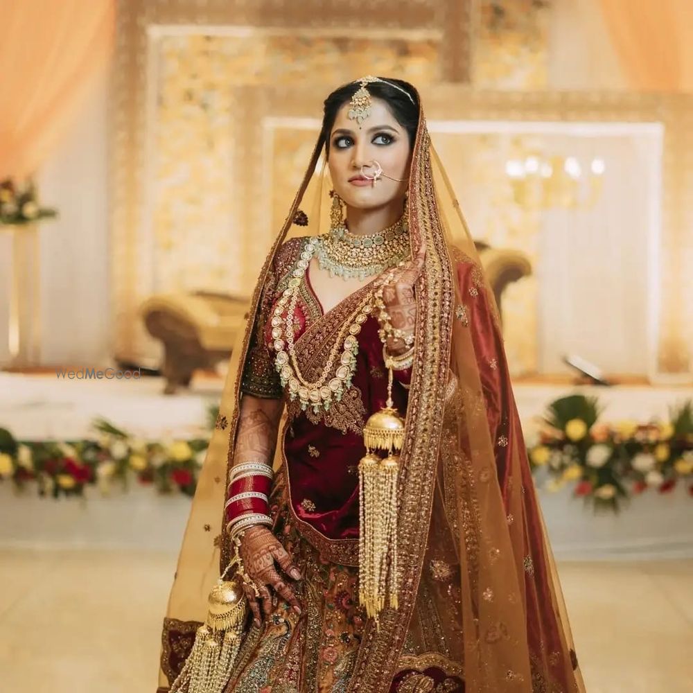 Photo By Komal Nishad Makeovers - Bridal Makeup