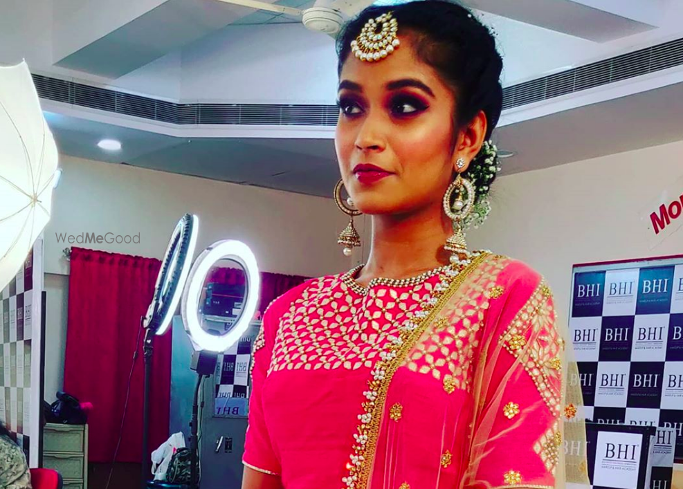 Photo By Professional Makeup by Priyanka Dalvi - Bridal Makeup