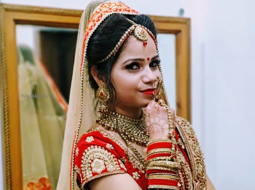 Photo By Sona Beauty Parlour - Bridal Makeup