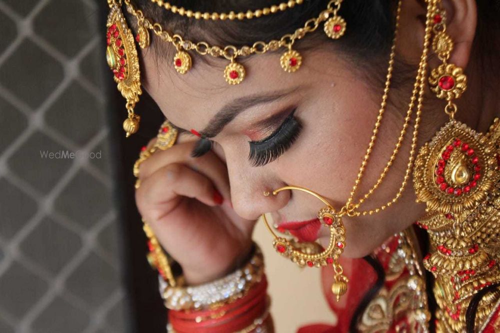 Photo By Sona Beauty Parlour - Bridal Makeup