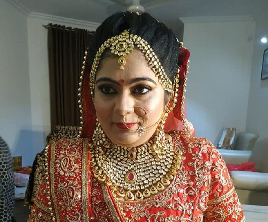Mohini Beauty Parlour