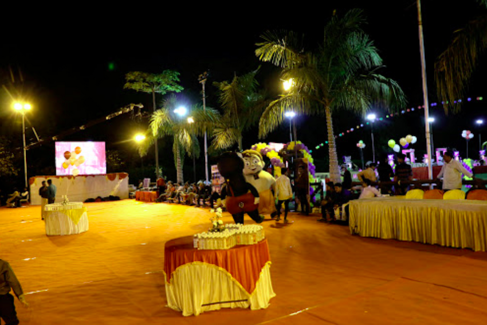 Photo By Radhe Banquets and Aagam Party Plot - Venues