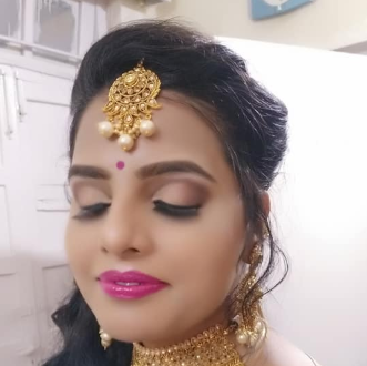 Photo By Mansi Beauty Salon - Bridal Makeup