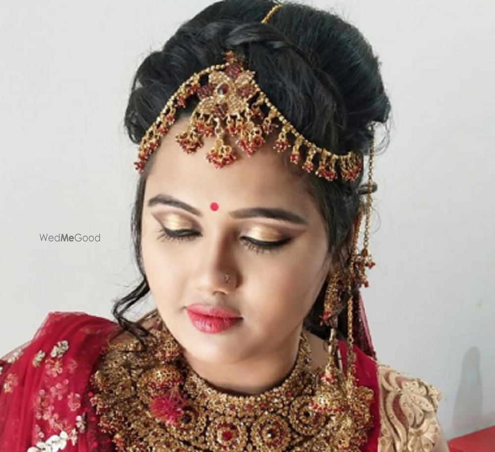 Photo By Mansi Beauty Salon - Bridal Makeup